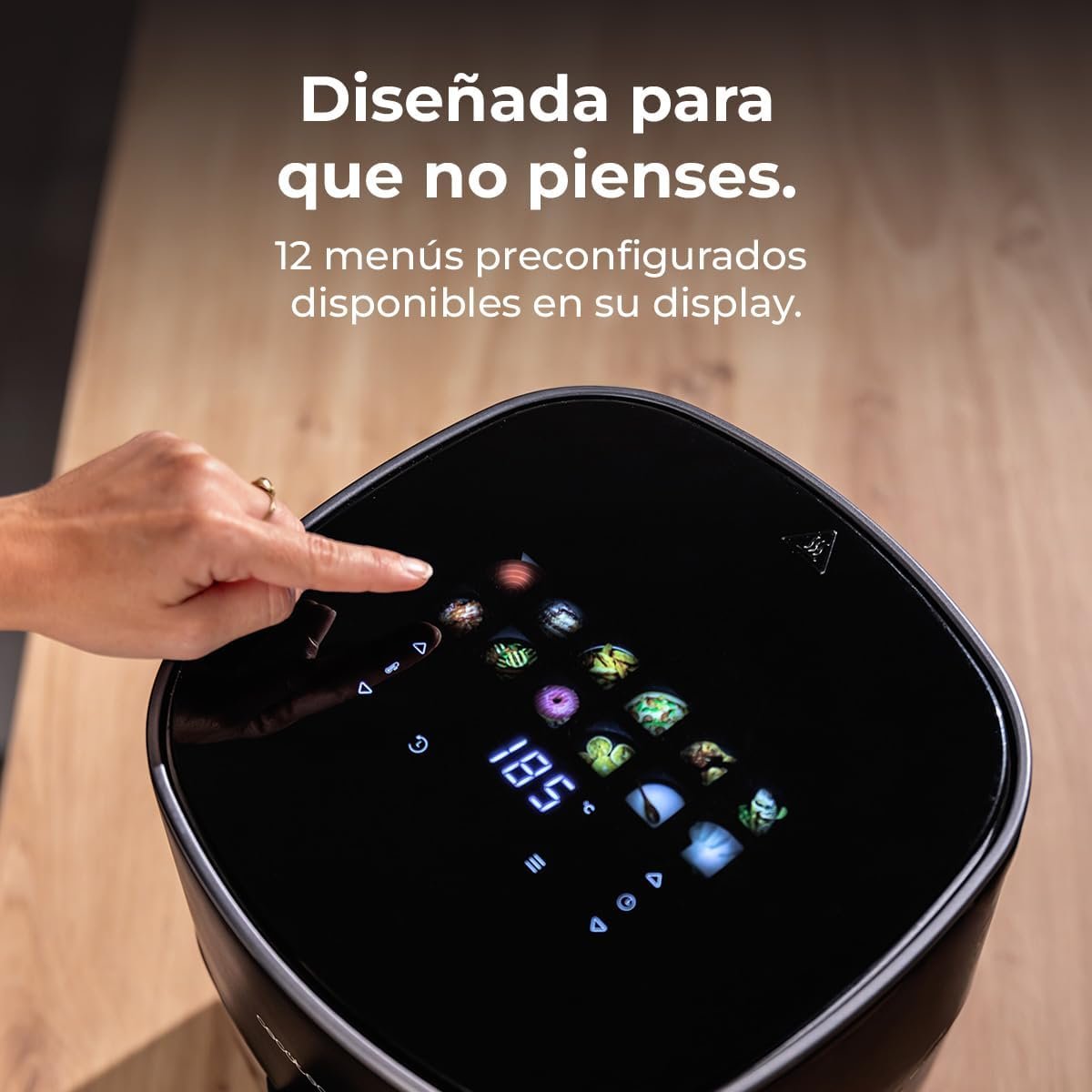 Alimentos recién cocinados con marcas de grill en la Cecotec Cecofry&Grill Duoheat 6500 Plus
