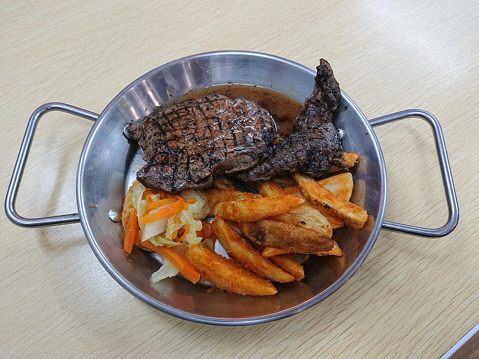 Filete de ternera con patatas